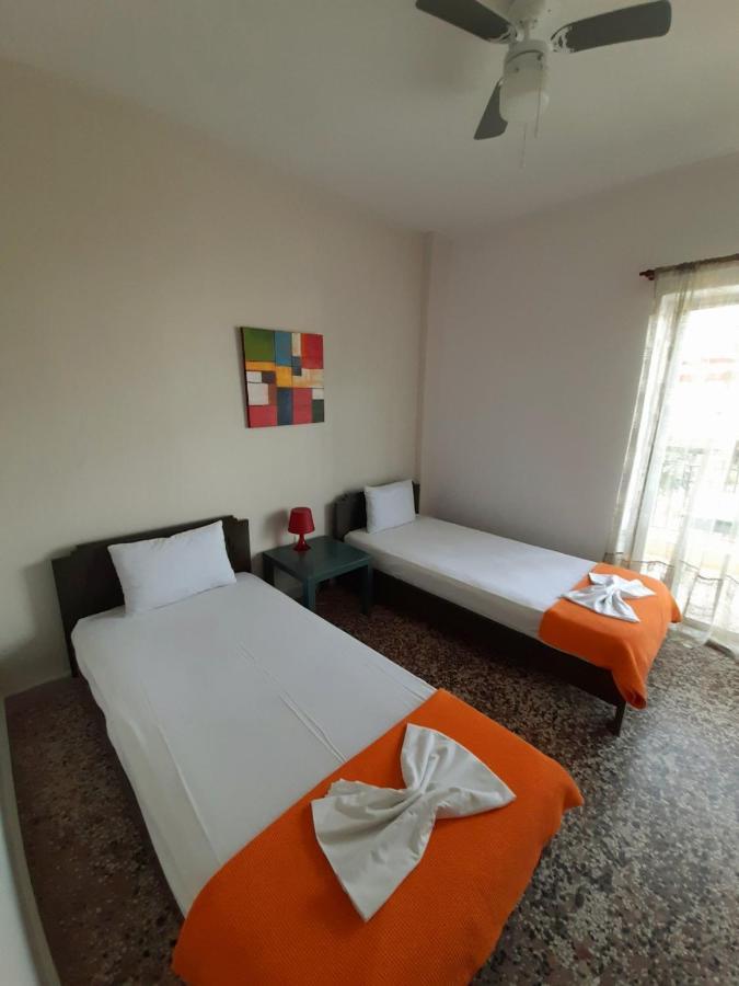Villa California Dioniszíu-part Kültér fotó
